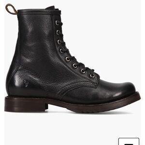 Frye Veronica Flex Combat Boot- size 9